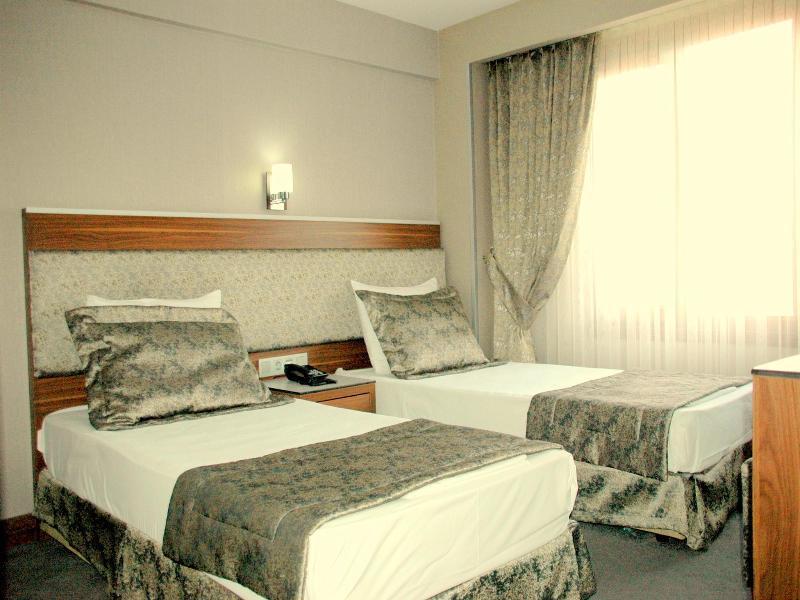 Hotel Buyuk Paris Istanbul Exterior foto